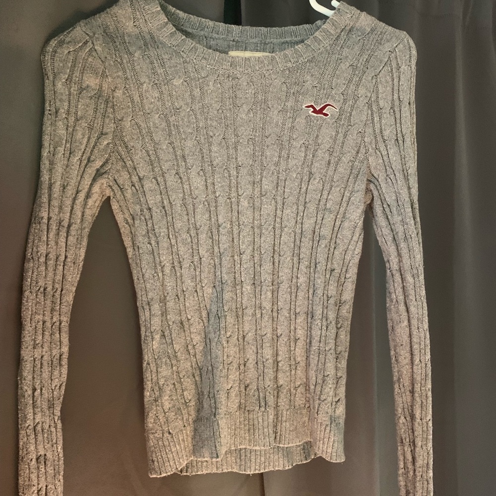 Gray sweater